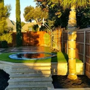 Meet your Posher, Genaro